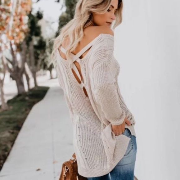 SOLD OUT! NWT Strappy Back Cream Sweater Tunic Top - Picture 3 of 6